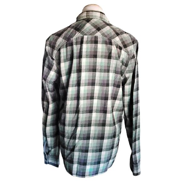Levi’s Flannel button-down Green and Purple single pocket size Medium - Picture 2 of 12